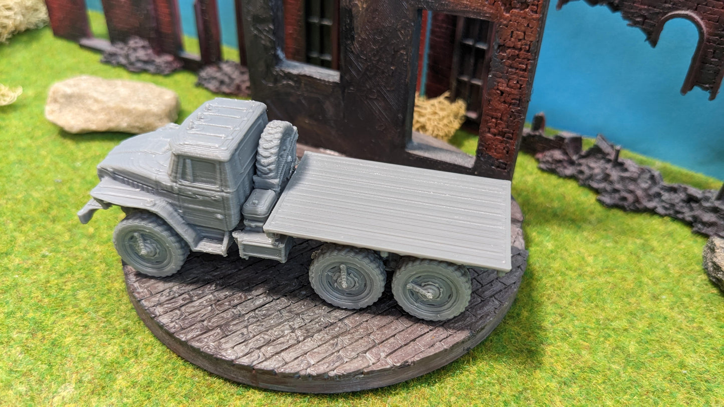 Ural 4320 sowjetischer LKW "Flach"