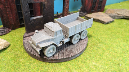 Ural 4320 sowjetischer LKW "Pritsche Hoch"