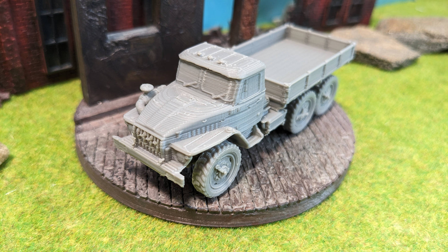 Ural 4320 sowjetischer LKW "Pritsche Flach"