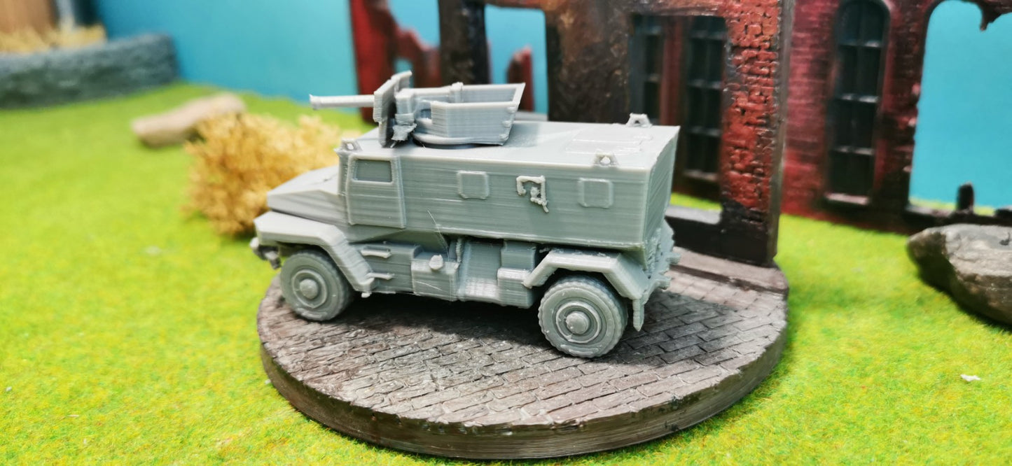 Ural Typhoon sowjetisches gepanzertes MRAP (2-Achsen)