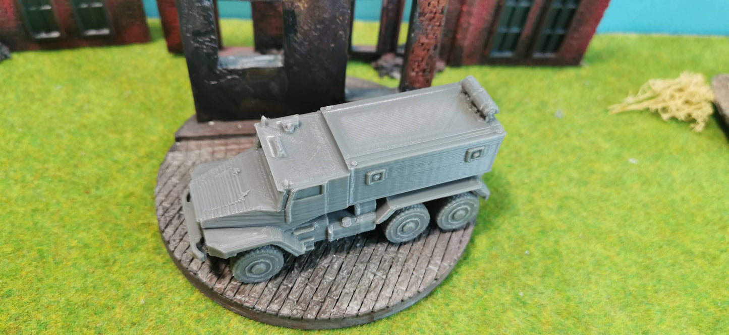 Ural Typhoon sowjetisches gepanzertes Fahrzeug