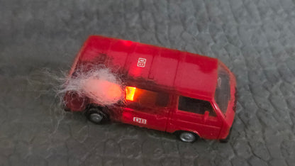 Diverse brennende H0 Autos "Krawalle" + Feuer LED (1:87)