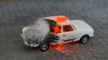 Diverse brennende H0 Autos "Krawalle" + Feuer LED (1:87)