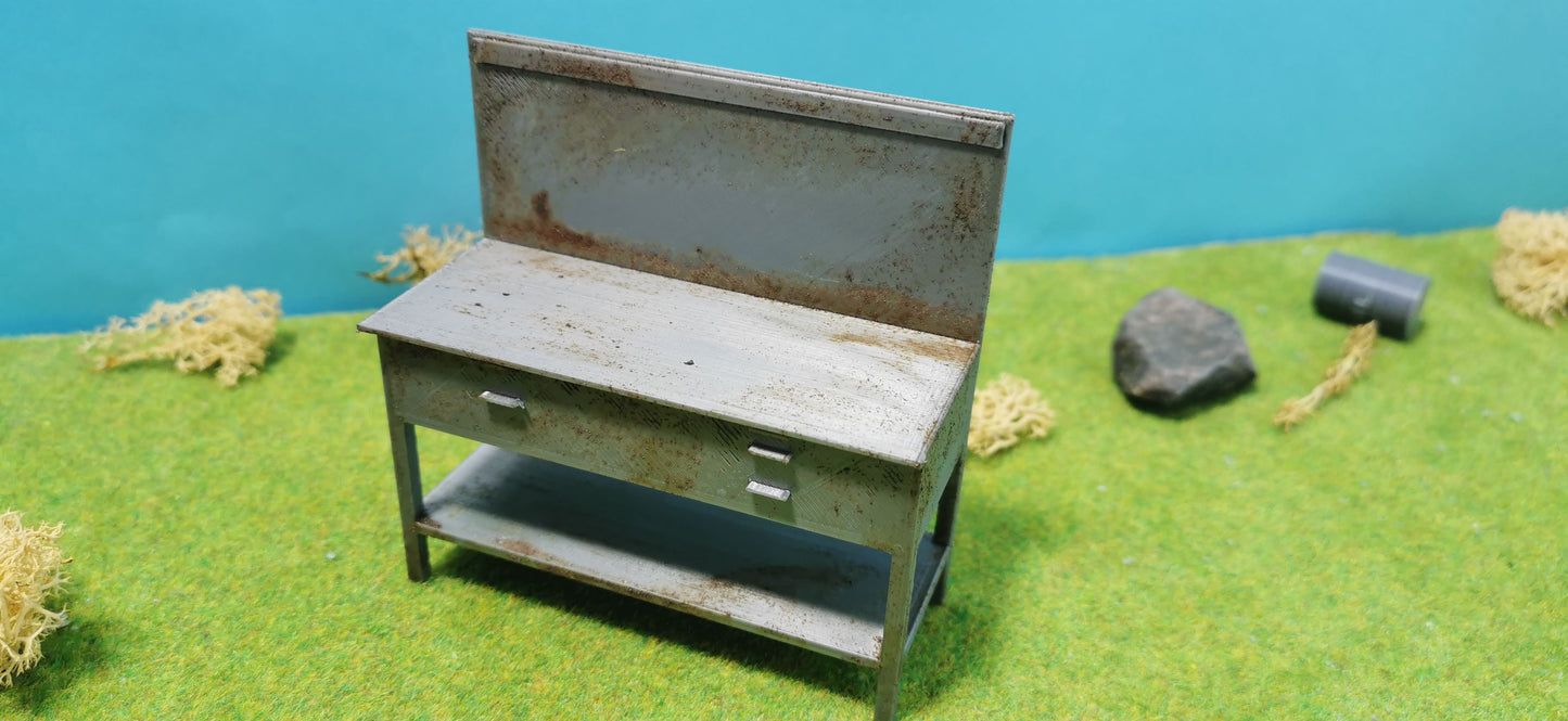 Werkbank Arbeitsbank ggf. im Rostlook für Werkstatt, Garage uvm.