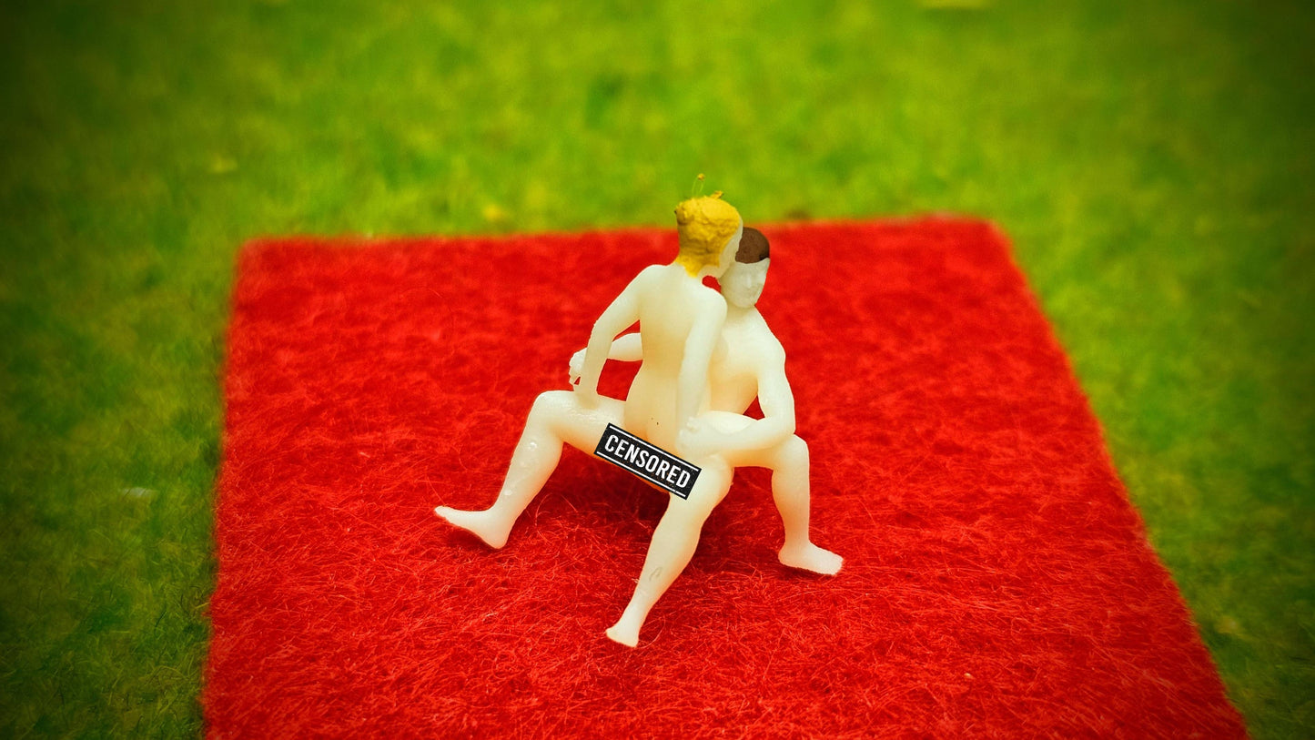 Verschiedene Sexy Figuren Szenen als Liebespaar