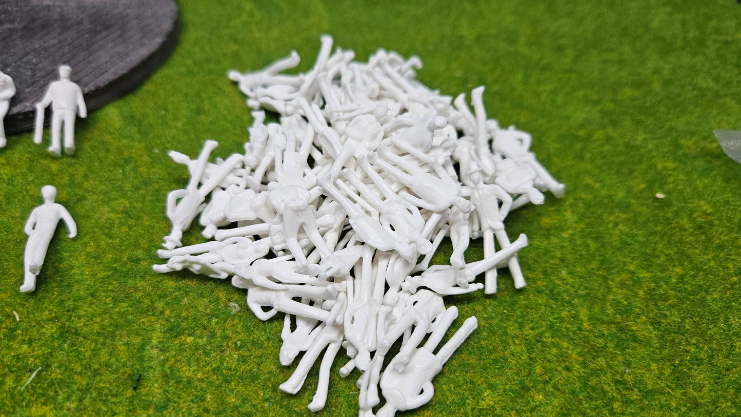 100x Figuren 1:72 (1:76) stehende Passanten Spur 00 - unbemalt