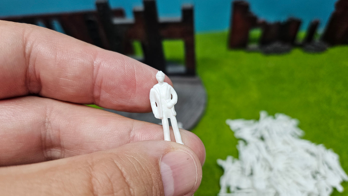 100x Figuren 1:72 (1:76) stehende Passanten Spur 00 - unbemalt