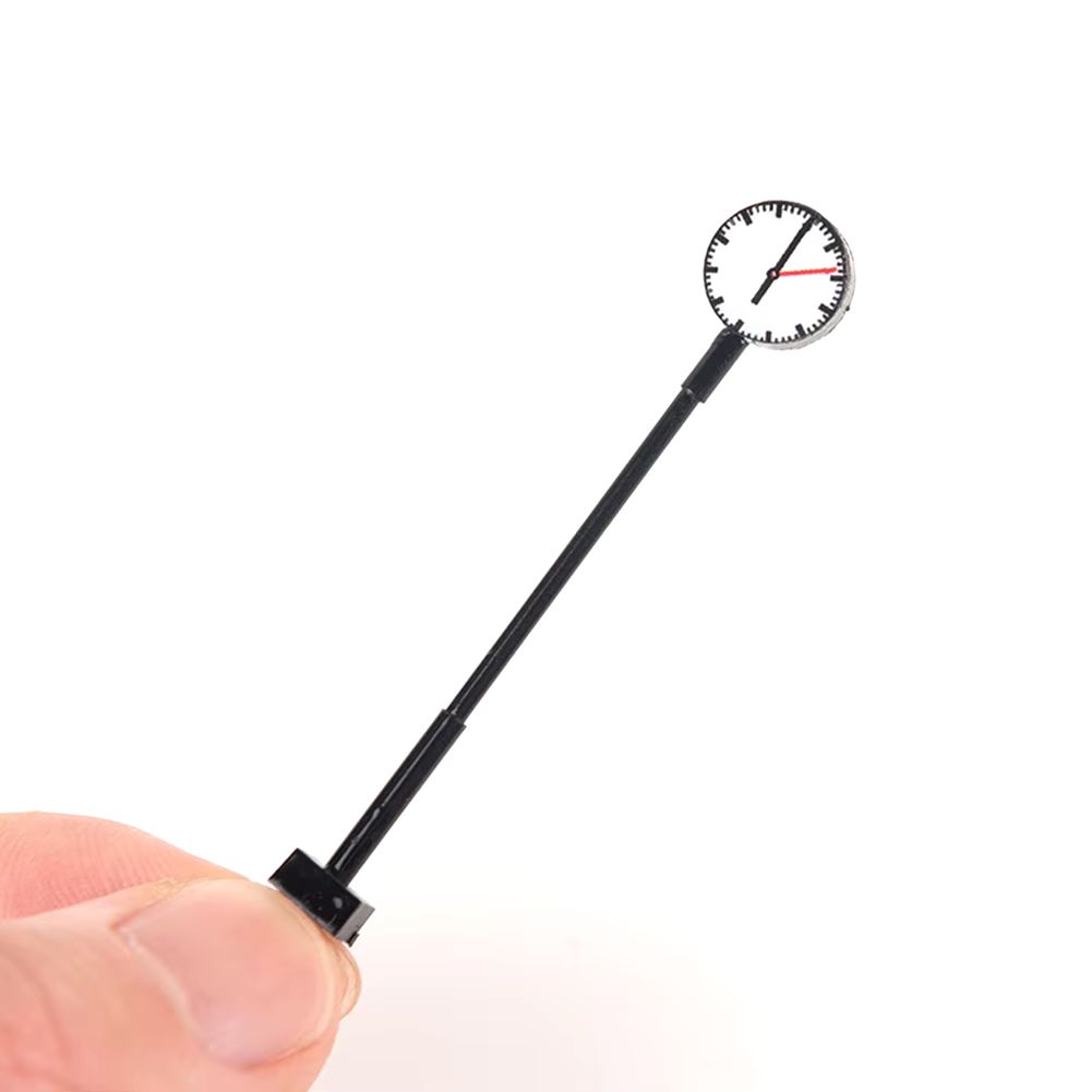 Bahnhofsuhr Uhr mit LED Beleuchtung - passt zu Spur H0, TT