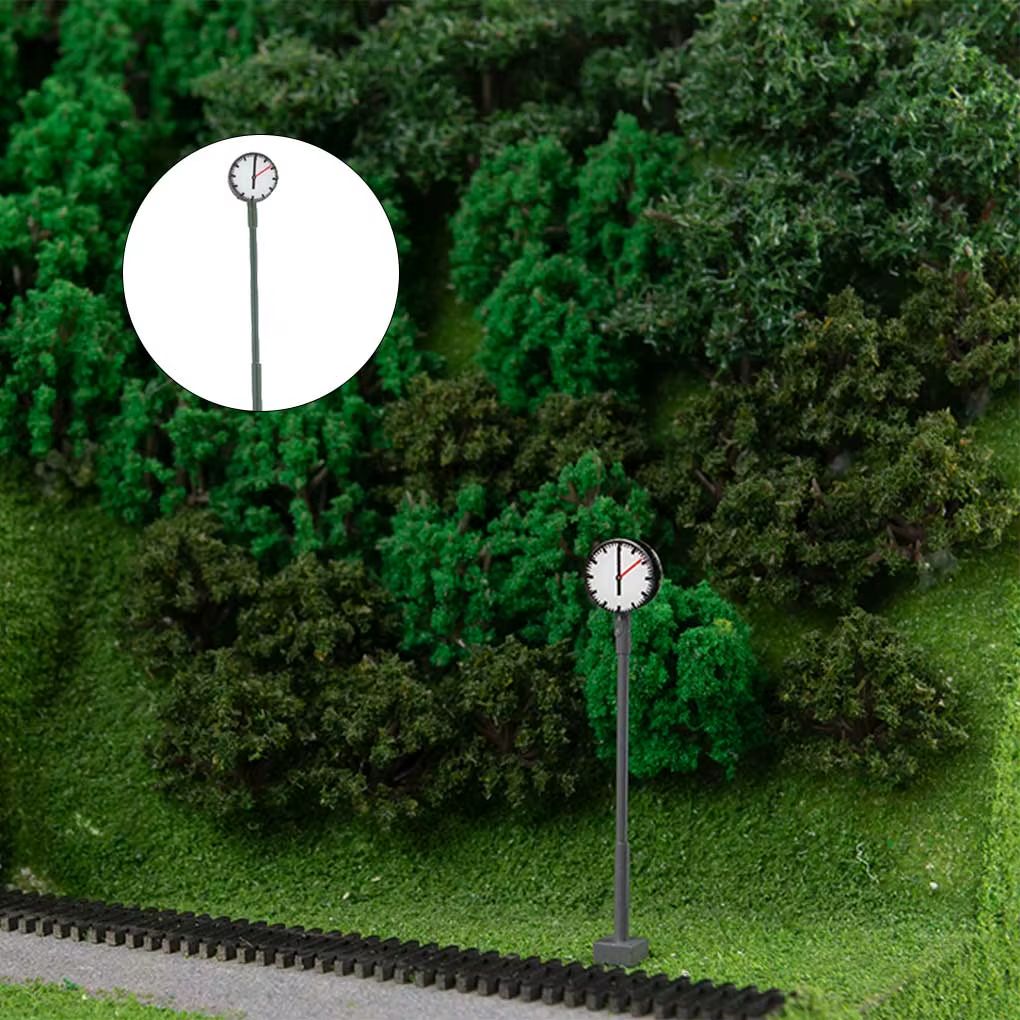 Bahnhofsuhr Uhr mit LED Beleuchtung - passt zu Spur H0, TT
